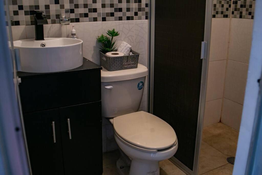 Апартаменты Hermoso Departamento Centrico Con Servicios Текила Экстерьер фото